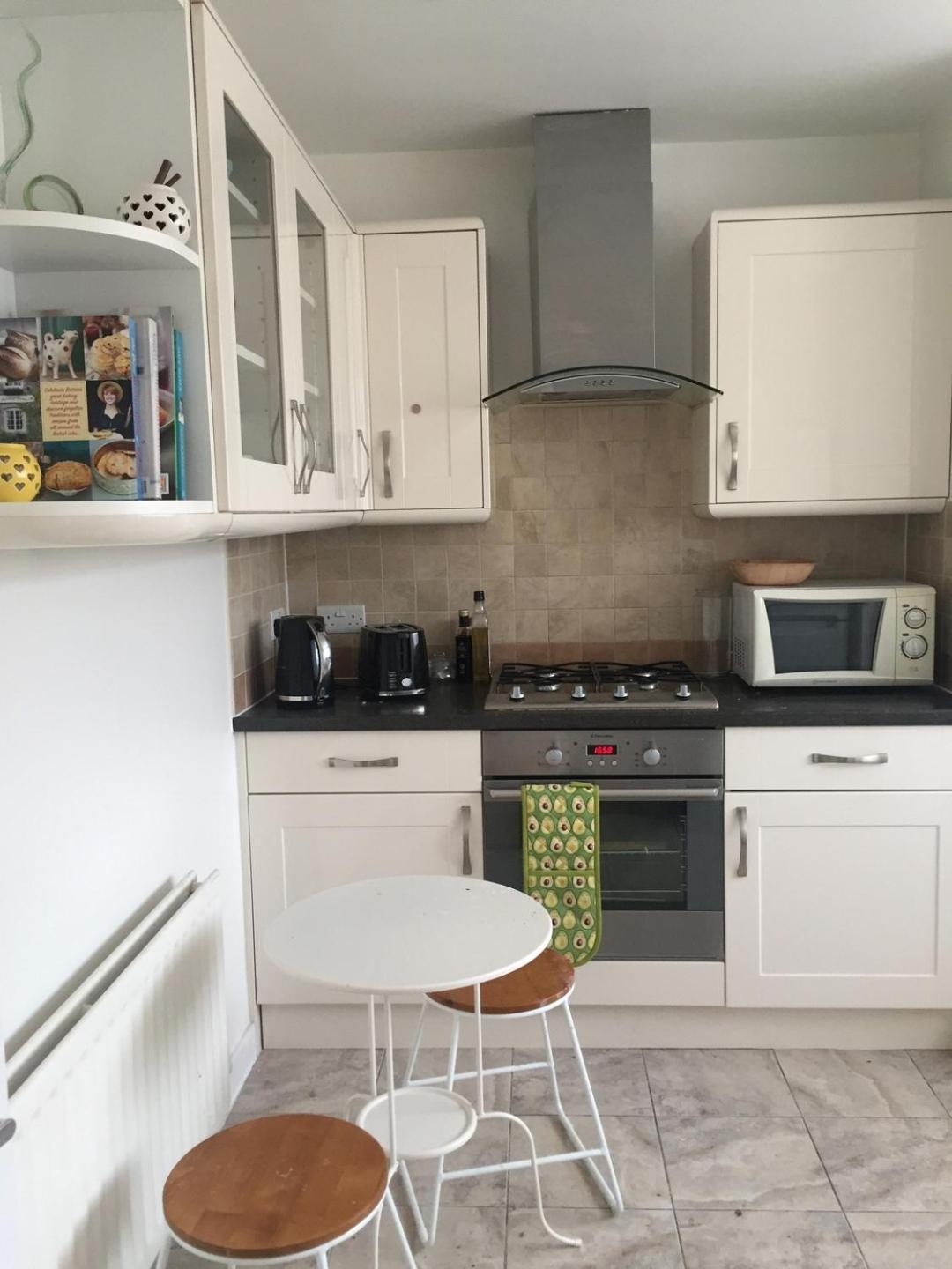New 2Bd Flat Heart Of Battersea - Close To Station London Bagian luar foto
